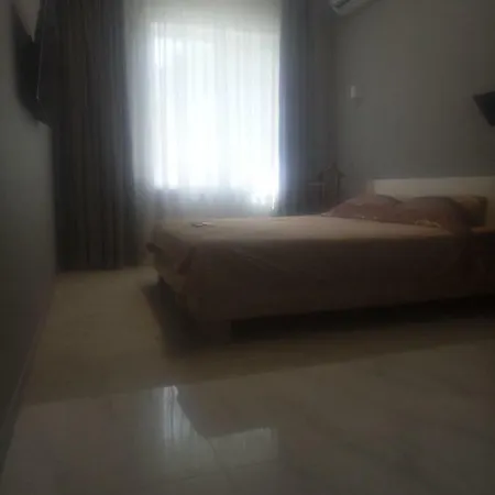 в 50 метрах от моря Apartment *